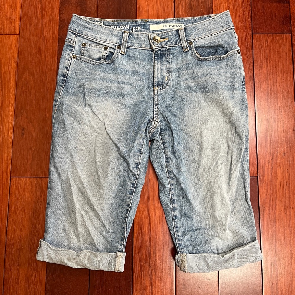 DKNY Light Blue Jean Shorts ladies size 6